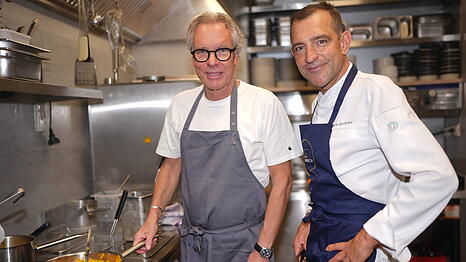 Die Spitzenk&ouml;che Bobby Br&auml;uer (l.) und Martin Baudrexel bieten ebenfalls Genusserlebnisse an.
