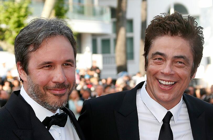 Der kanadische Filmregisseur Denis Villeneuve (l) zusammen mit dem Schauspieler Benicio Del Toro.