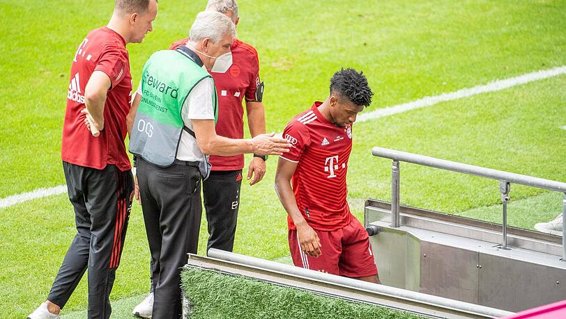 Kingsley Coman muss bereits nach neun Minuten verletzt zurück in die Kabine.