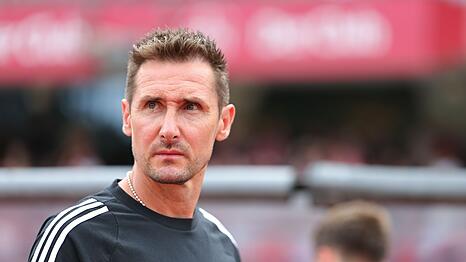 Miroslav Klose bekommt in Mahir Emreli einen neuen St&uuml;rmer.