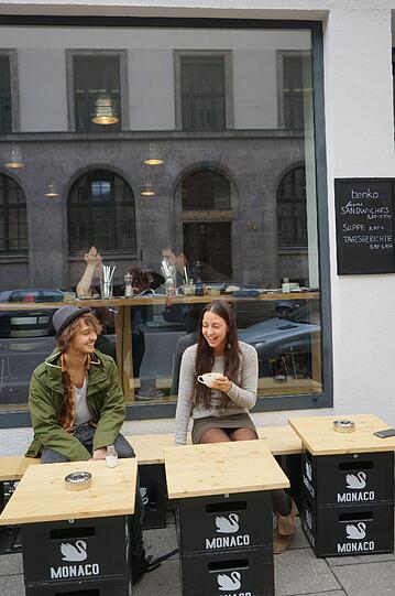 Auch eine kleine Terrasse hat das &bdquo;Benko&ldquo;.
