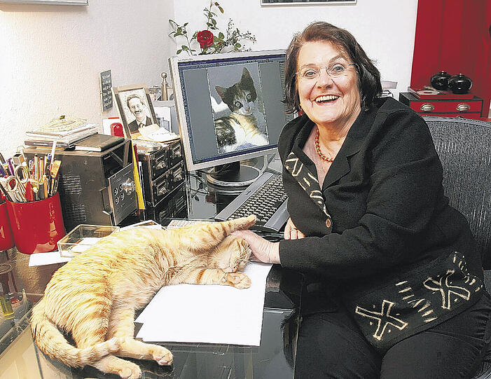 Kater &bdquo;Udefix&ldquo; kommt aus Griechenland. Edith von Welser-Ude ist Autorin eines Katzenbuchs.