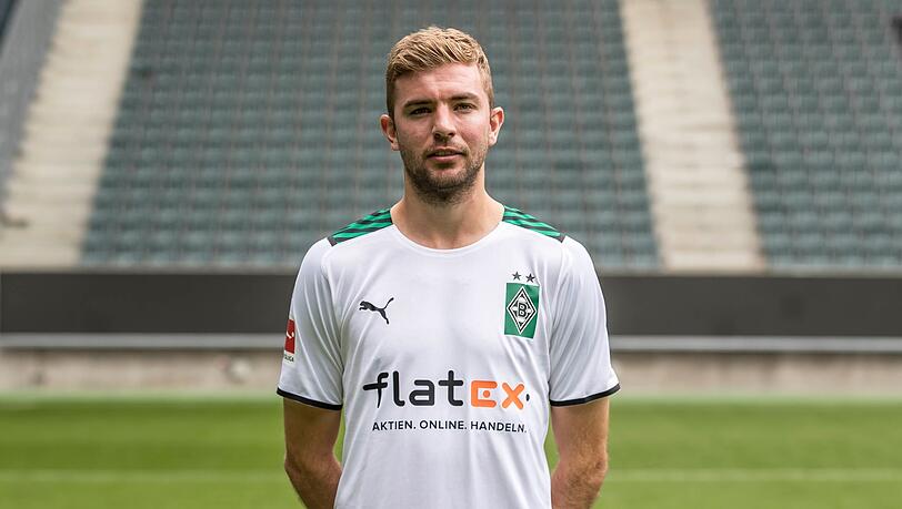 Christoph Kramer bei einem Fototermin.
