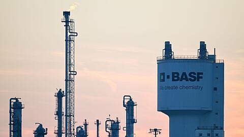 BASF kappt Prognose (Archivbild).