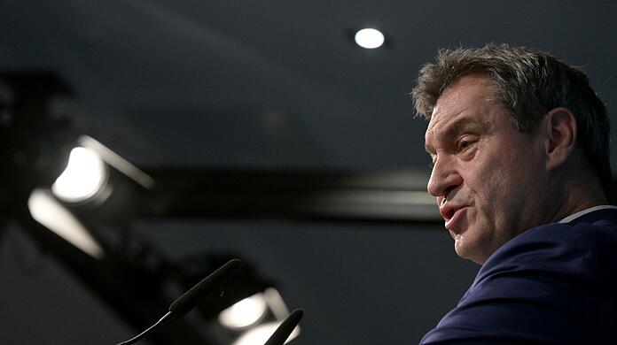 CSU-Chef Markus Söder nimmt an einer Pressekonferenz teil.