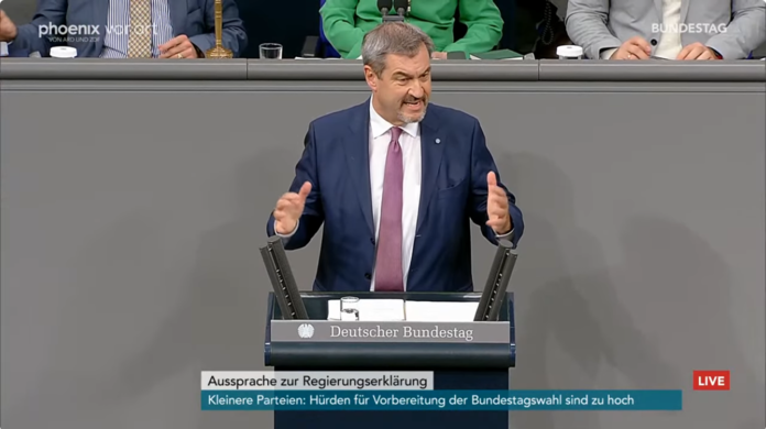 Markus Söder bei der Aussprache des Bundestags nach der Regierungserklärung von Olaf Scholz.