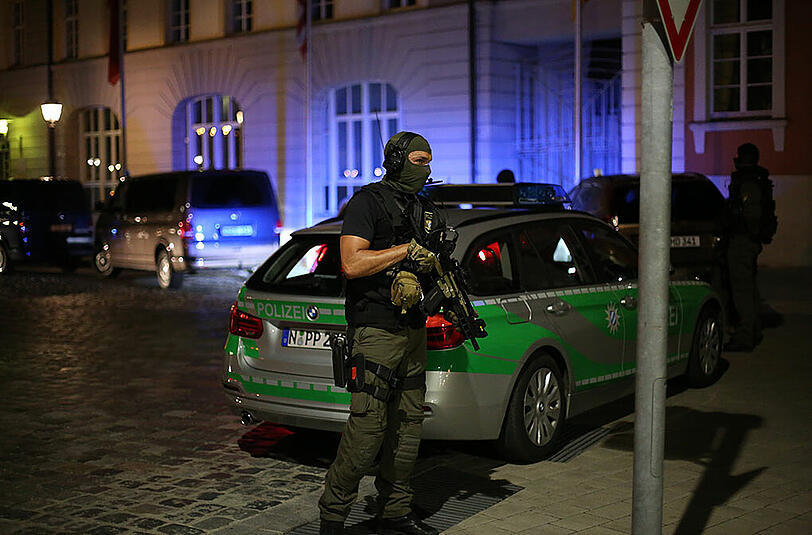 In Ansbach hat sich ein Bombenanschlag ereignet. Die ersten Bilder vom Tatort.