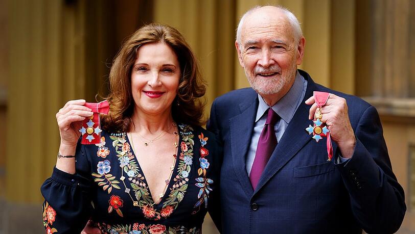 Barbara Broccoli und Michael Wilson tragen nun den Ritterorden CBE.