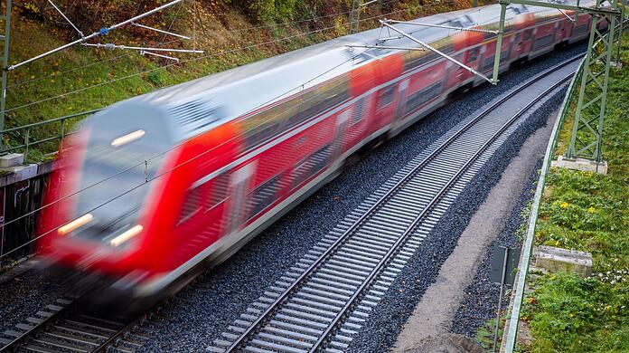 Das 49-Euro-Ticket soll Nachfolger des 9-Euro-Tickets aus dem Sommer sein.