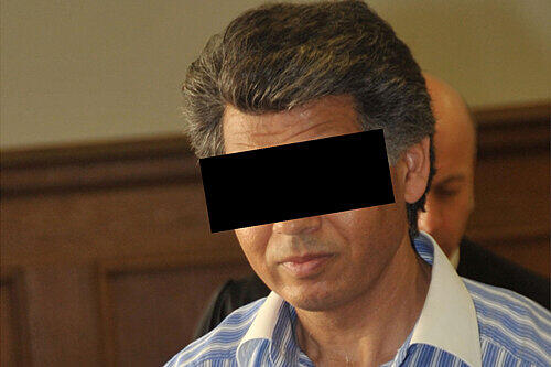 Der angeklagte Kaufmann bestreitet die Vergewaltigungs-Vorwürfe. Er sieht sich von seiner Ex-Frau finanziell ausgebeutet.