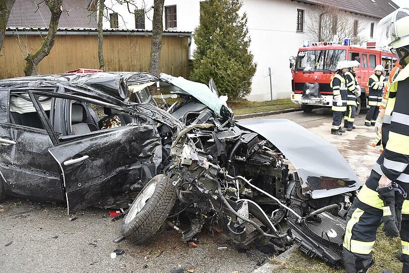 Es ist kaum noch zu erkennen, dass das mal ein Renault war.