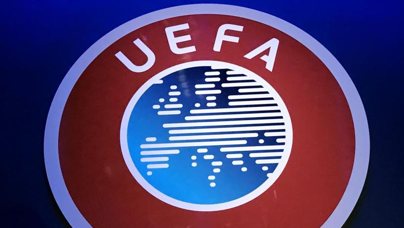 Die UEFA muss über die Austragung der EM entscheiden. Die UEFA muss über die Austragung der EM entscheiden.