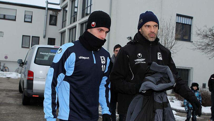 Alexander Schmidt (r.) mit Moritz Stoppelkamp. Alexander Schmidt (r.) mit Moritz Stoppelkamp.