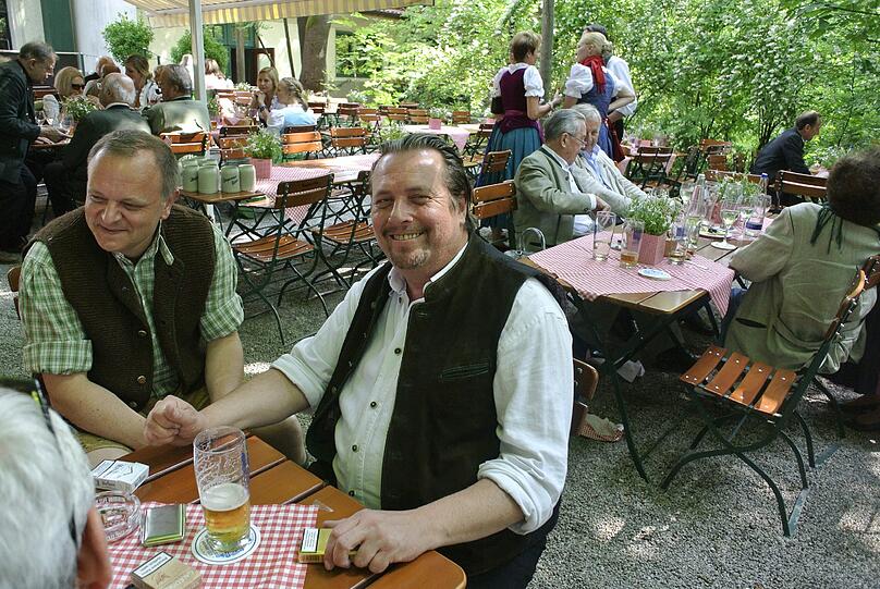 Biergarten gefällt ihm: Kabarettist Andreas Giebel.