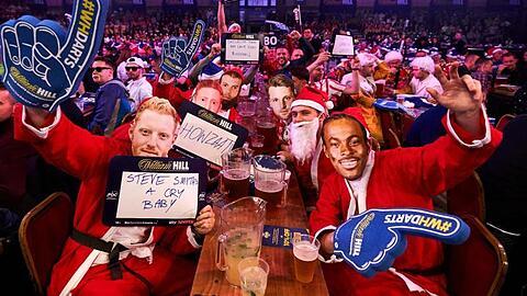 Weihnachtsspektakel: Im Alexandra Palace sind die Darts-WM in Feierstimmung.