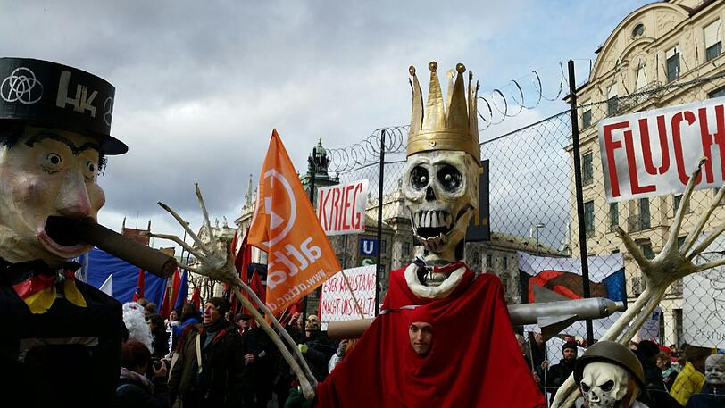 Die Bilder zur Demonstration gegen die Sicherheitskonferenz in München...