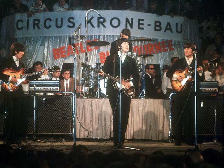 Die Beatles 1966 im Münchner Circus Krone-Bau.