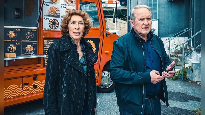 Adele Neuhauser und Harald Krassnitzer in ihren "Tatort"-Rollen als Ermittler Bibi Fellner und Moritz Eisner.