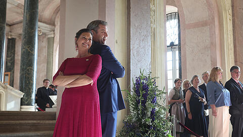 Ilse Aigner (CSU), Pr&auml;sidentin des Bayerischen Landtags und Ministerpr&auml;sident Markus S&ouml;der (CSU) beim Sommerempfang des Landtags im Schloss Schlei&szlig;heim.