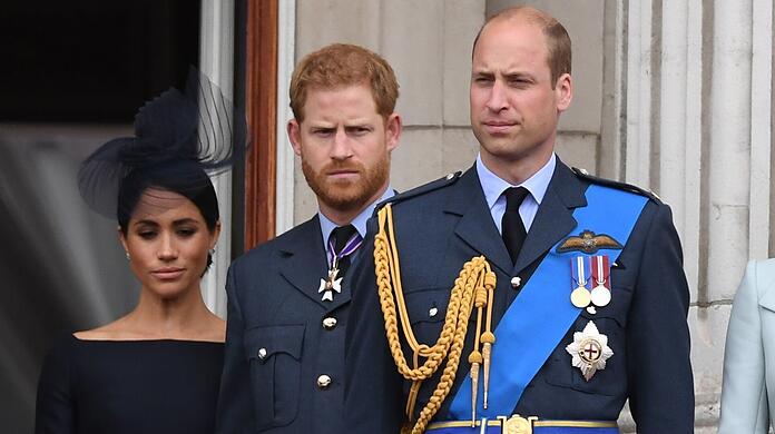 Stört es Prinz William, dass Prinz Harry und Herzogin Meghan populärer sind als er und Ehefrau Kate?