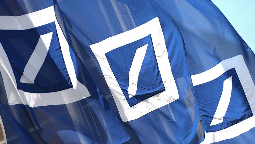 Zum letzten Mal fand das Aktionärstreffen des größten deutschen Geldhauses 2019 in Präsenz statt. (Archivbild) Zum letzten Mal fand das Aktionärstreffen des größten deutschen Geldhauses 2019 in Präsenz statt. (Archivbild)