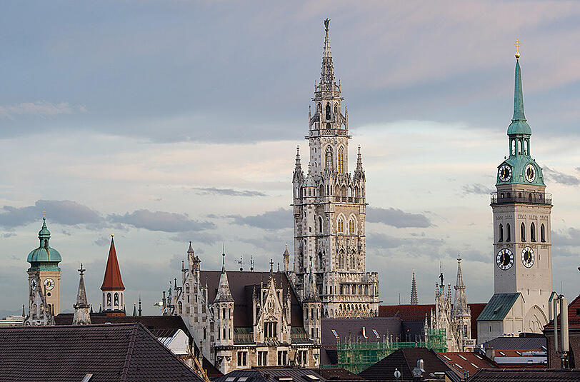 Und die Bayerische Landeshauptstadt? München landet in diesem Jahr auf Platz 87. Im Vorjahr lag man noch knapp 30 Plätze höher auf Position 55. Die deutschen Städte im Überblick!
