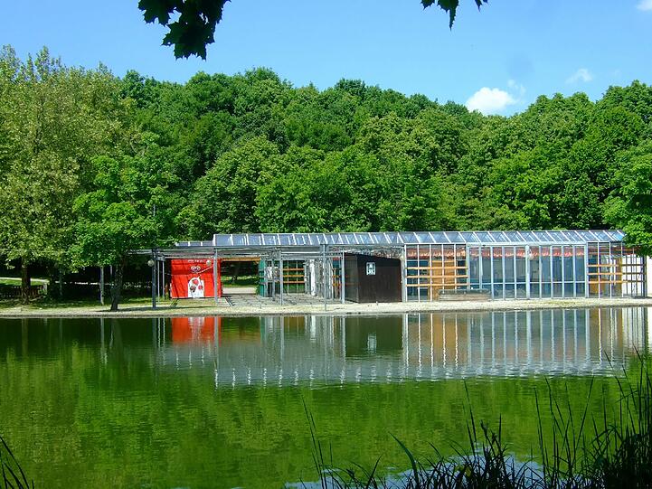 Kein Platz mehr für eine gemütliche Kaffeepause: das Seecafe im W3estpark.