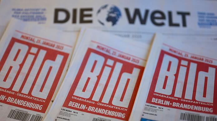 Papierausgaben der Springer-Zeitungen "Bild" und "Welt".