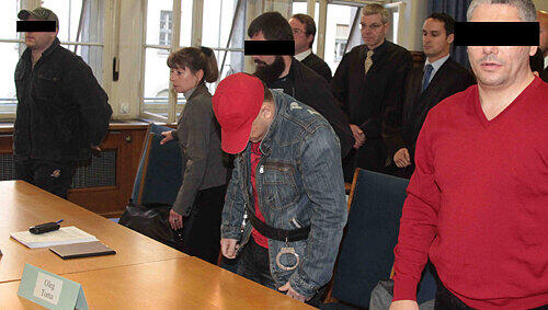 Auf Raubzug durch Nürnberg und durch fränkische Dörfer: Tresore knacken war die Spezialität der vier Angeklagten (24 bis 34 Jahre). Auf Raubzug durch Nürnberg und durch fränkische Dörfer: Tresore knacken war die Spezialität der vier Angeklagten (24 bis 34 Jahre).