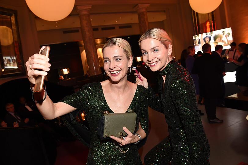 Julia Meise mit Nina Meise