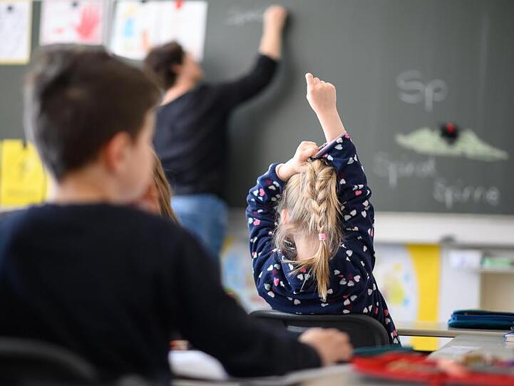 Nicht nur Schlafforscher, sondern auch Kinder sind für einen späteren Beginn der ersten Schulstunde.