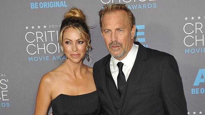 Christine Baumgartner und Kevin Costner gemeinsam auf dem roten Teppich. Jetzt hat das Paar sich getrennt.