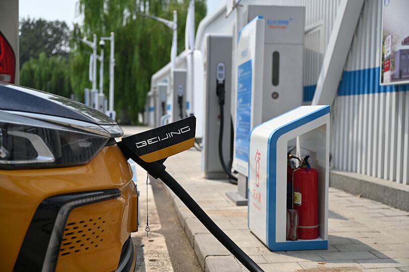 Porsche will der "Lade-Angst" durch schnellere Ladetechnologie entgegenwirken.