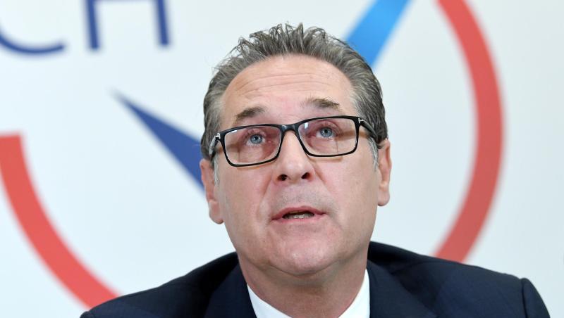 Das im Mai 2019 in Teilen veröffentlichte Ibiza-Video beendete zwischenzeitlich Straches politische Karriere. Das im Mai 2019 in Teilen veröffentlichte Ibiza-Video beendete zwischenzeitlich Straches politische Karriere.
