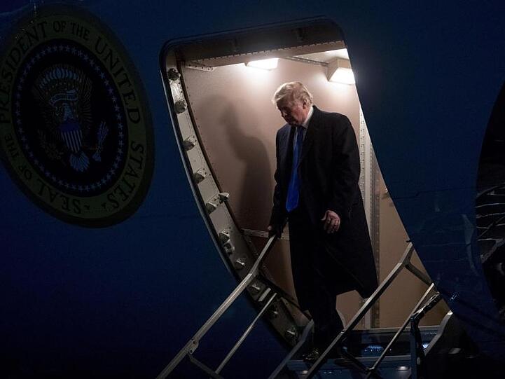 Trump hat einen Nationalen Notstand an der Südgrenze der USA ausgerufen, um seine Pläne zum Bau einer Grenzmauer zu Mexiko voranzutreiben.