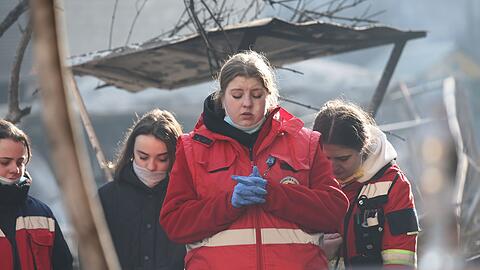 In der westukrainischen Stadt Ternopil wurde ein Wohnblock durch einen Marschflugk&ouml;rper zerst&ouml;rt.