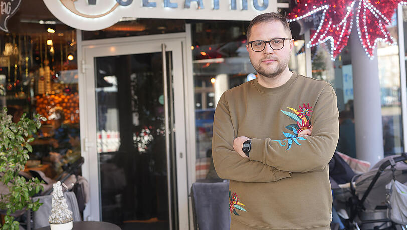 Als Café-Betreiber Andreas Vollath den Einbruch bemerkte, war er zunächst schockiert. Als Café-Betreiber Andreas Vollath den Einbruch bemerkte, war er zunächst schockiert.