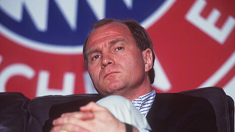 Erfand nach einer Niederlage 2002 wutentbrannt den Namen Scampi-Bayern: Bayerns damaliger Manager Uli Hoene&szlig;.