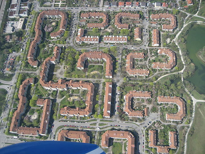 Ein Luftbild des Zamilaparks.