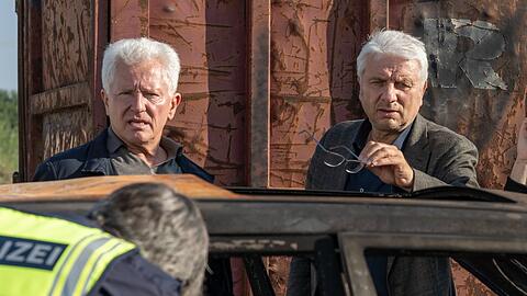 Die Münchner Kommissare Ivo Batic (Miroslav Nemec, l.) und Franz Leitmayr (Udo Wachtveitl) im "Tatort: Game Over".
