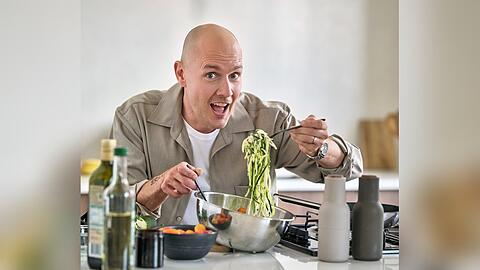 Oli.P lebt seit einigen Jahren vegan.