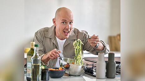 Oli.P lebt seit einigen Jahren vegan.