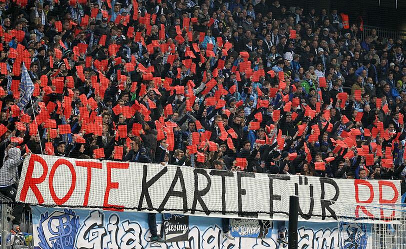 Die Löwen-Fans vor dem Spiel gegen Düsseldorf.