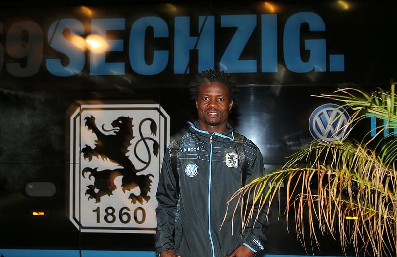 "Ich bin froh ein Löwe zu sein!" Mit diesen Worten begrüßte Anthony Annan Fans und Verantortliche des TSV 1860 in Marbella. Die ersten Bilder von seiner Ankunft im Trainingslager.