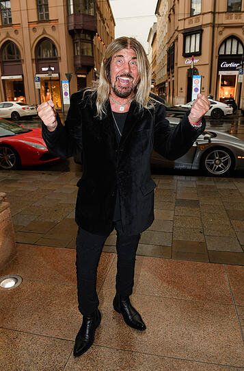 Abi Ofarim bei der Party zum "Tag und Nacht der 1000PS"-Event im Hotel Vier Jahreszeiten Kempinski.