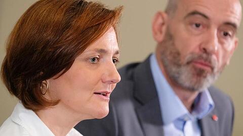 Das SPD-Bewerberduo Simone Lange, Oberbürgermeisterin von Flensburg, und Alexander Ahrens, Oberbürgermeister von Bautzen, will die Große Koalition beenden.