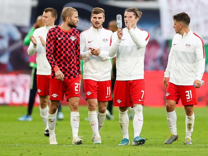 Leipzigs Spieler können nach Ansicht von Trainer Nagelsmann nicht zufrieden sein.