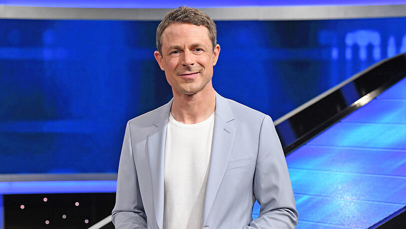 Moderator Alexander Bommes pflegt mit seinen "Gefragt – Gejagt"-Kollegen ein "warmes und respektvolles" Verhältnis.