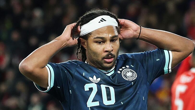 Serge Gnabry f&auml;llt f&uuml;r die Fu&szlig;ball-WM aus. (Archivbild)