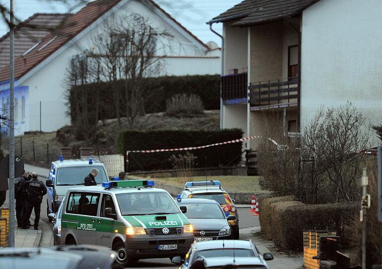 Polizei am Tatort.